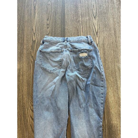 SO High-Rise Curvy Mom Jeans Destruct Button Fly Raw Hem Denim Blue Size 3/26W - Picture 10 of 11